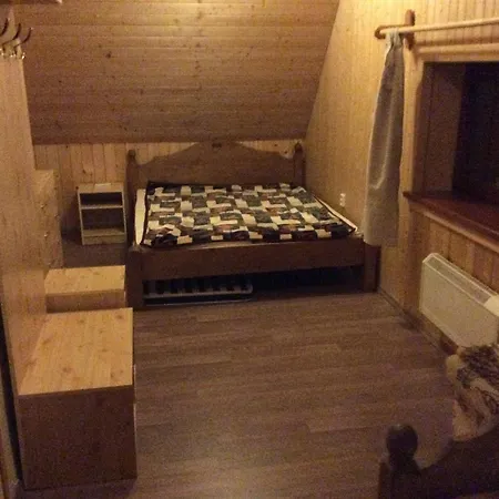 Kiki Malino Brdo Chalet *