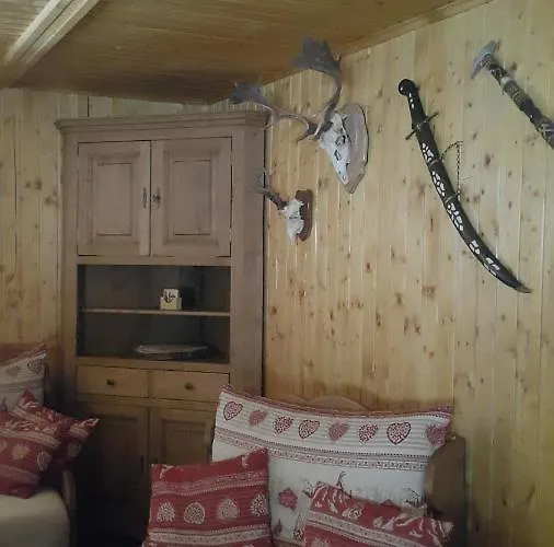Kiki Malino Brdo Chalet